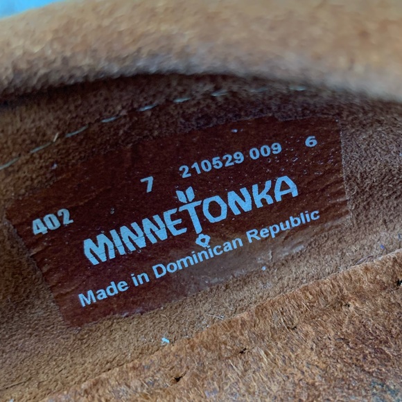 Minnetonka shoes - Picture 4 of 5